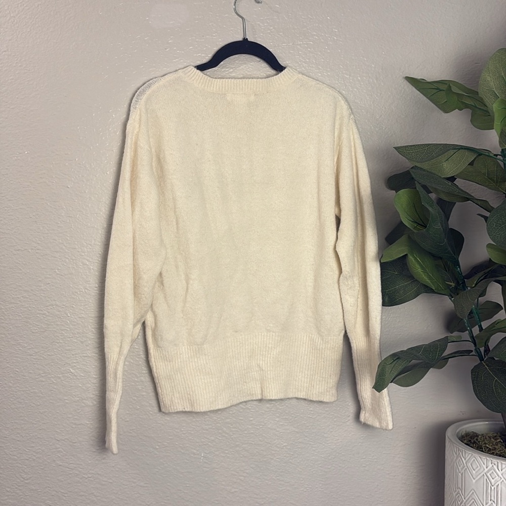 H&M Sweater - Picture 2 of 6